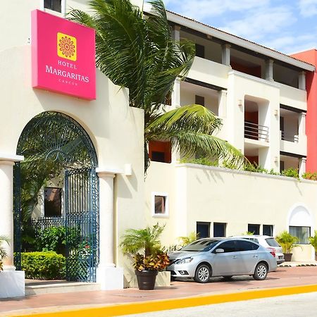 Hotel Margaritas Канкун Екстериор снимка