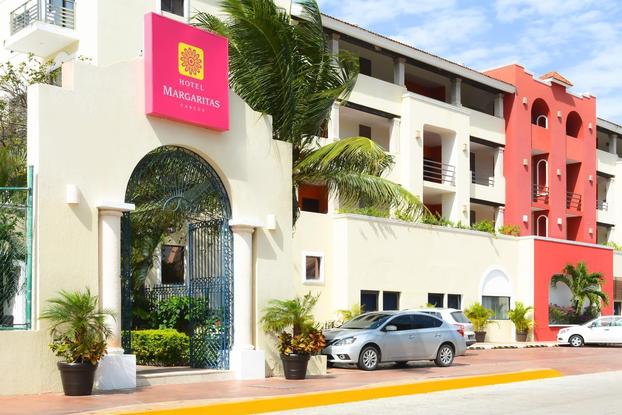 Hotel Margaritas Канкун Екстериор снимка