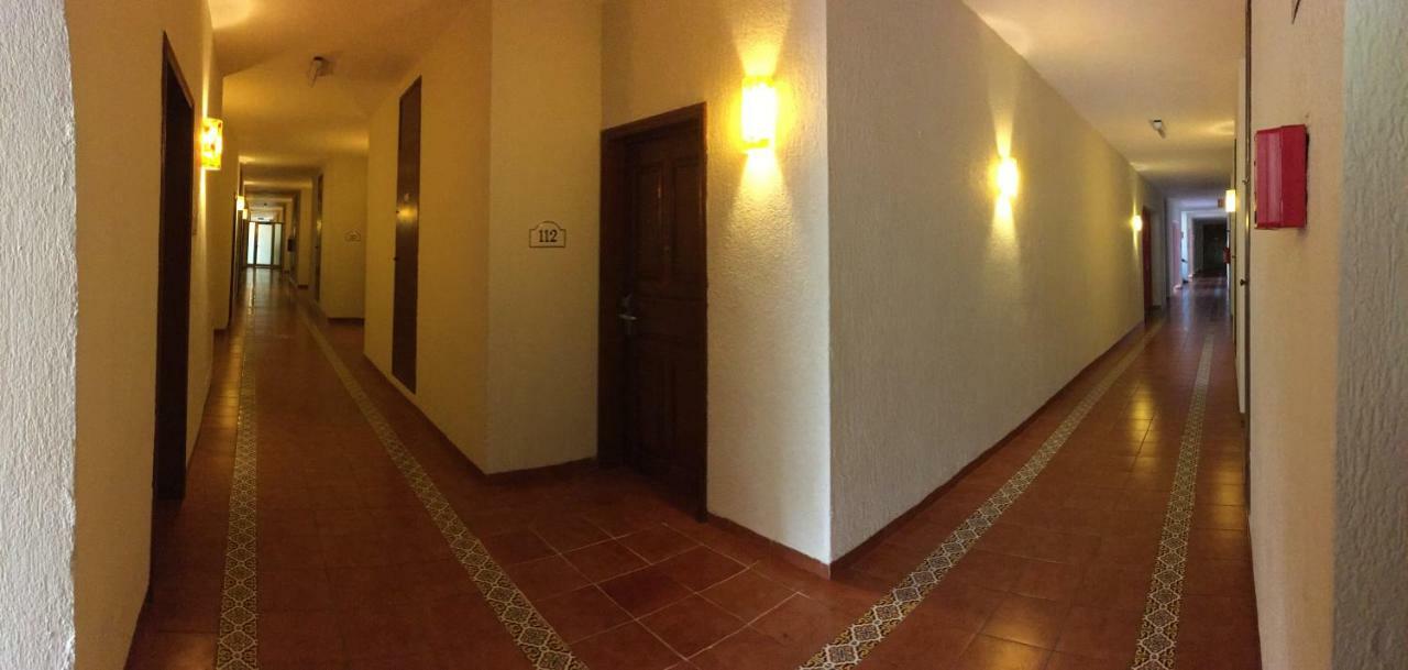 Hotel Margaritas Канкун Екстериор снимка